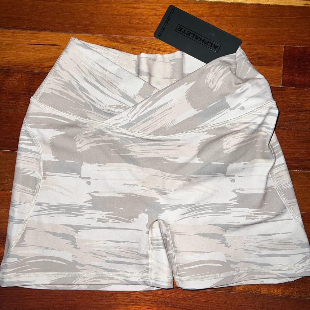 Alphalete Shorts